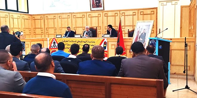 لقاء دراسي بمناسبة اليوم الوطني للسلامة الطرقية برحاب المحكمة الابتدائية بسوق السبت أولاد النمة.